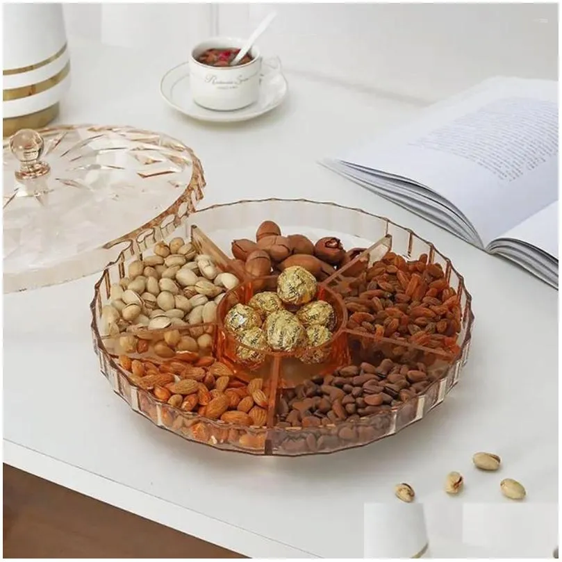 Plates 6 Compartment Snack Tray Dustproof Round Serving With Lid Plastic Divided For Dried Fruits