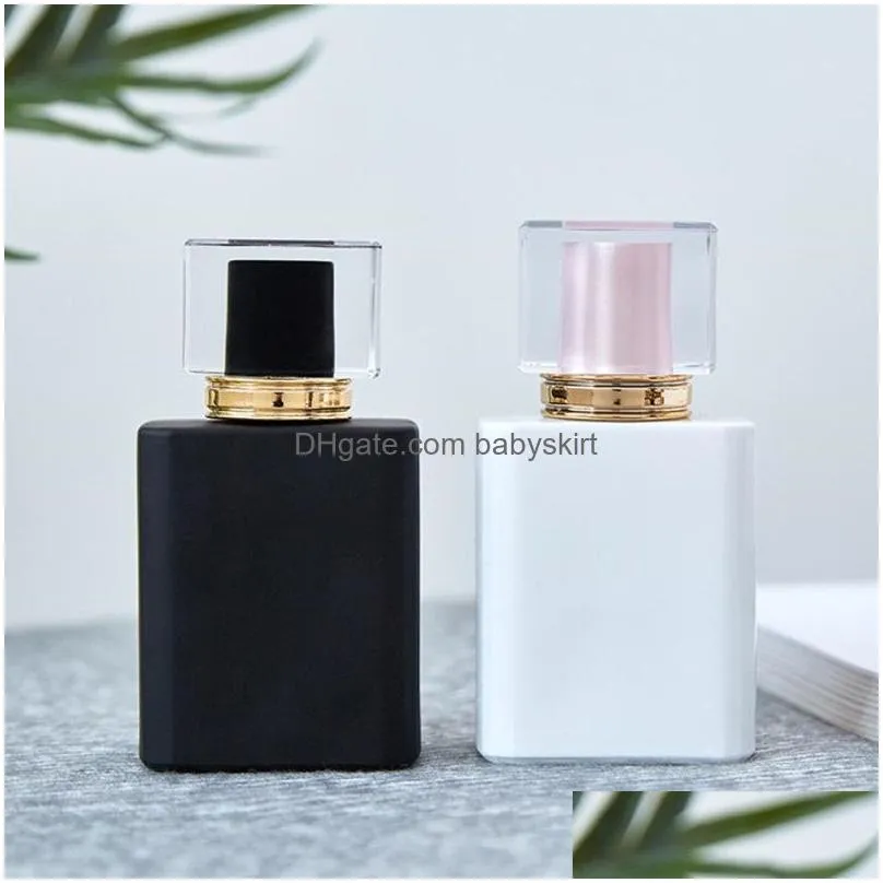 Perfume Bottle 50Pcs 50Ml Refillable Glass Atomizer Per Bottle Cosmetic Empty Spray Container Drop Delivery Health Beauty Fragrance De Dhct8