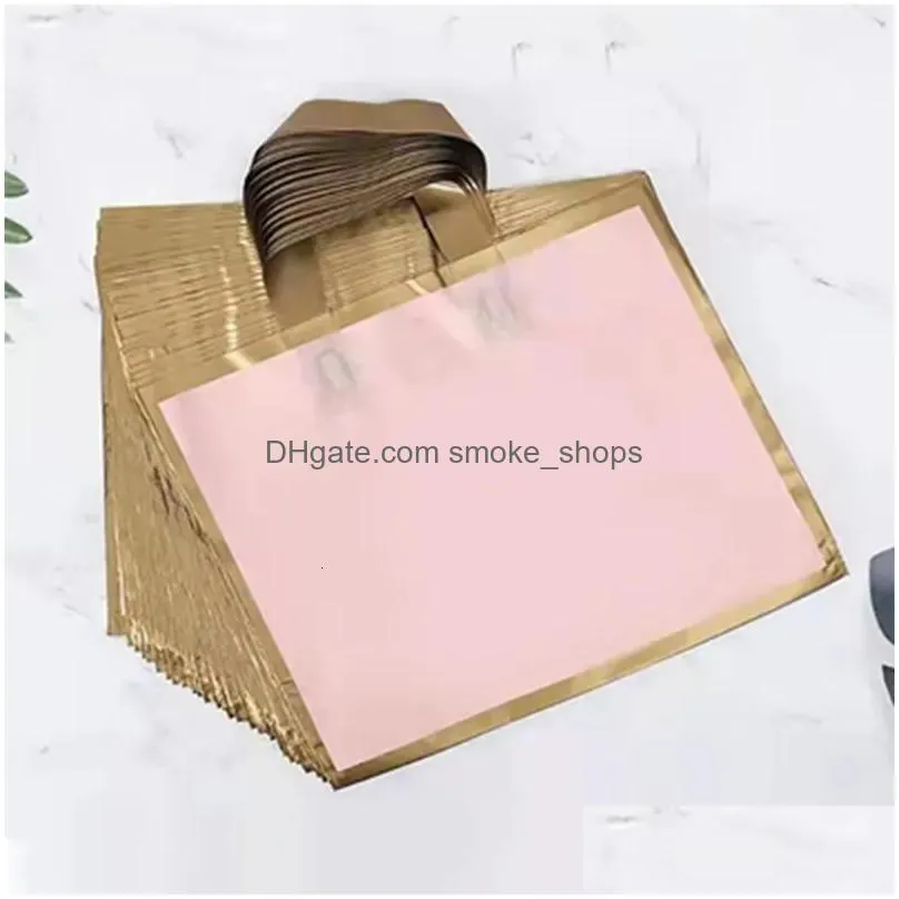 wholesale packaging paper 100pcs customize bag with handle golden frame thick large boutique gift clothing shopping personal custom