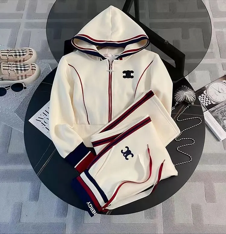High end casual sports suit for women in autumn and winter, fashionable and western-style hooded sweatshirt, high waisted straight leg pants, two-piece set,