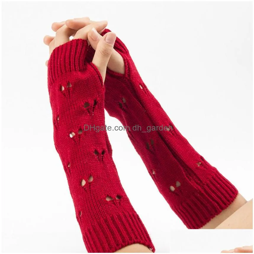 Fingerless Gloves Hollow Love Heart Knitted Warm Wrist Arm Er Gloves Winter Fingerless Cloghet Mittens Women Fashion Drop De Dhgarden Dhxpv