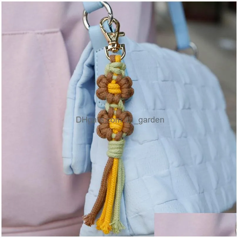 Key Rings Bohemia Tassel Diy Hand-Woven Bag Pendant Keychain Flower Chrysanthemum Cotton Rope Handmade Keyring Drop Delivery Dhgarden Dhv19