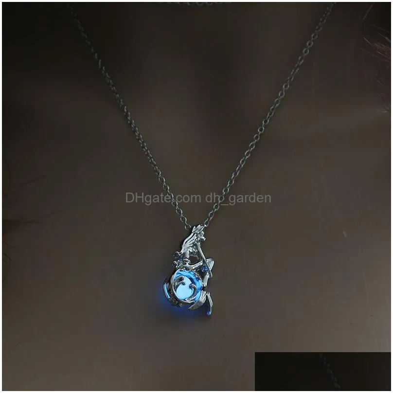 Pendant Necklaces Update Necklace Cage Mermaid Pendant Hollow Locket Necklaces Luminours Glowing Ball Clavicle Chain Hip Hop Dhgarden Dh3T6