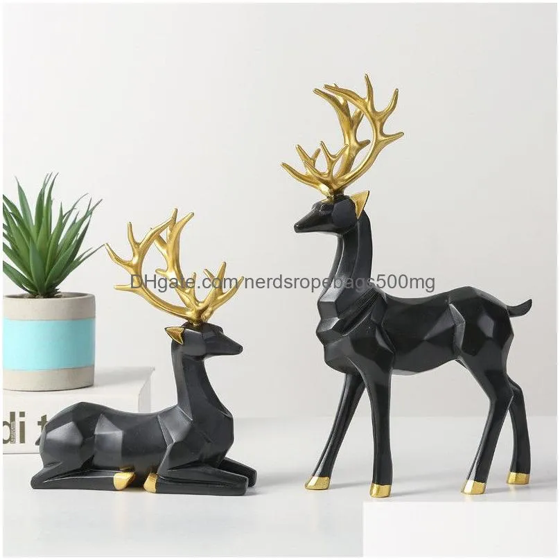 Other Arts And Crafts New European Style Resin Deer Figurine Statue Home Living Room Decor Crafts Scpture Creative Gifts Modern Deskto Dhofg