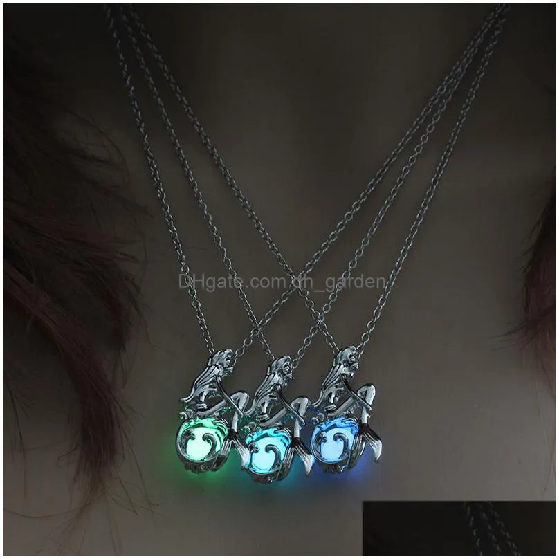 Pendant Necklaces Update Necklace Cage Mermaid Pendant Hollow Locket Necklaces Luminours Glowing Ball Clavicle Chain Hip Hop Dhgarden Dh3T6