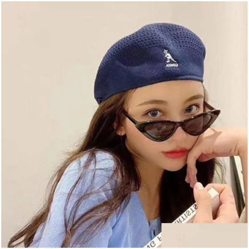 Stingy Brim Hats Kangol Beret Mesh Peaked Cap Men And Women Spring Summer Thin Breathable Quick-Drying Outdoor Hat Drop Delivery Fashi Dhee8