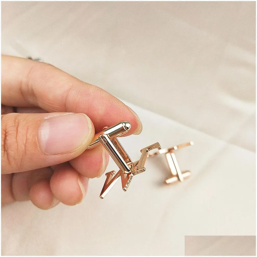 cuff links custom cufflinks personalized initials 13 letter stainless steel cufflink men suit shirt accessories groomsmen gift 230614