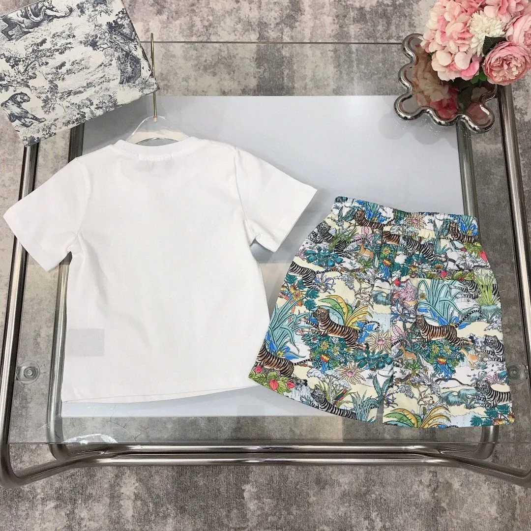 2022 Childrens Set Suit boys Girls Sets Kids Short Sleeve T-shirt Child Designer Clother Sports With letter Tiger Flower Forest Cotton White Black Size