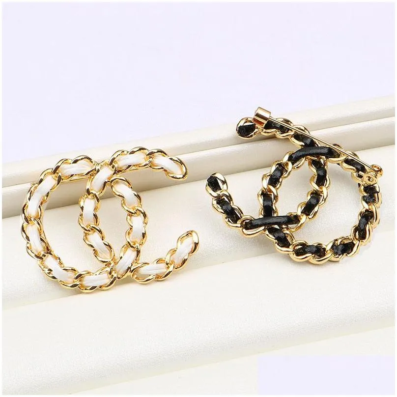 luxury women designer brand letter brooches 18k gold plated inlay crystal rhinestone jewelry handmade leather brooch pin men marry wedding party cloth