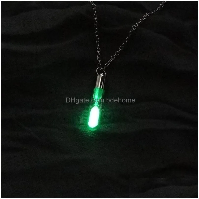 new glow in the dark time hourglass pendnat necklaces luminous glass phosphor bottle charm for women fashion jewelry gift