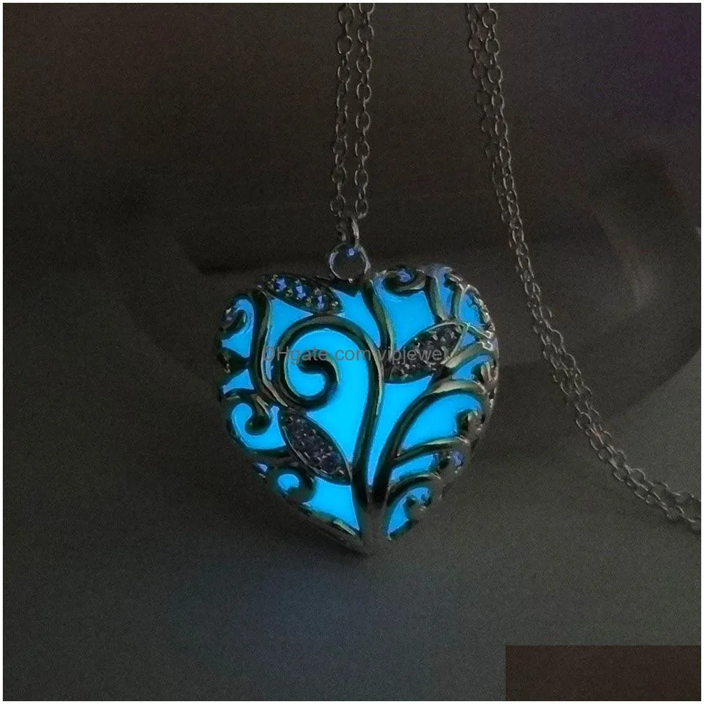 glow in the dark essentials necklace openwork flower heart aromatherapy oil diffuser lockets pendant necklaces for women fashion