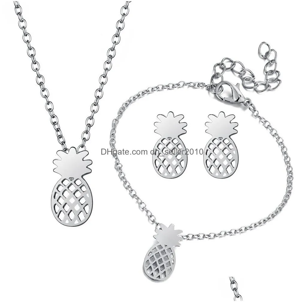 2018 fashion pineapple jewelry set hollow fruit pendant necklace bracelet stud earrings sets for women individuality jewelry