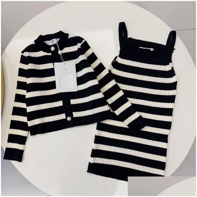 designer baby kids casual set luxury childrens dresses sets girls letter clothes long sleeve dress set fashion childrens suit striped knit