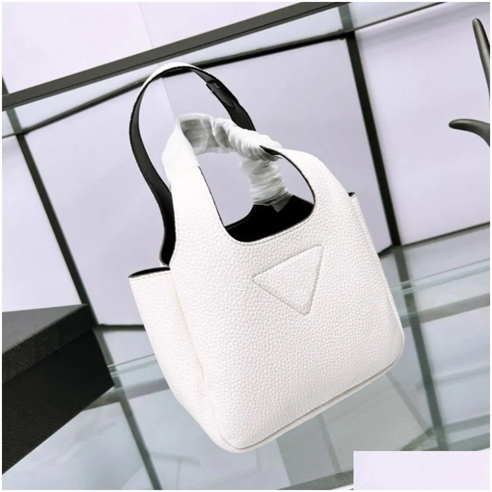 the bucket bag women shoulder handbags the tote bags designer fashion famous cross body high quality with wholesale 004