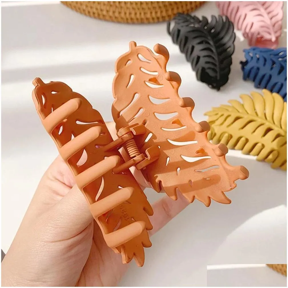 hair clips large leaf hair claw clip back head bathing girls for women hair hair headwear accessories shark plate clip