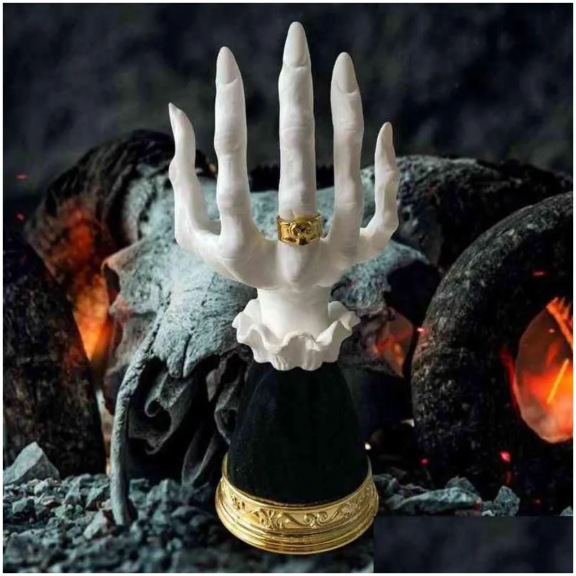 witch hand candle holder handmade resin scary skulls candlestick decor figurines home decoration art gift for halloween home h1222