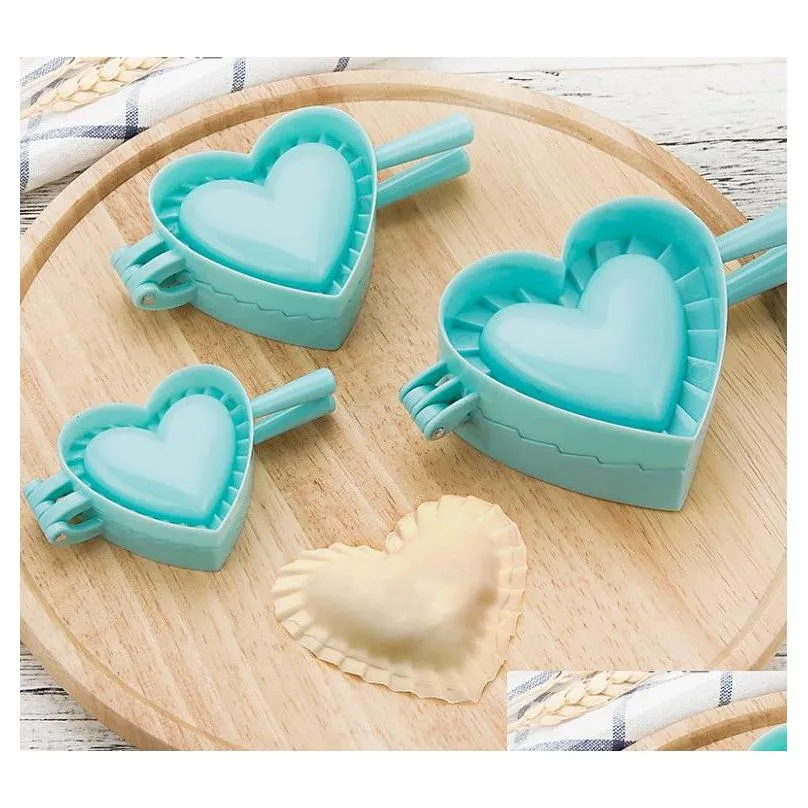 heart round dumpling pie maker - 2 in 1 dough press for ravioli calzone turnover pastry cutter kitchen tool