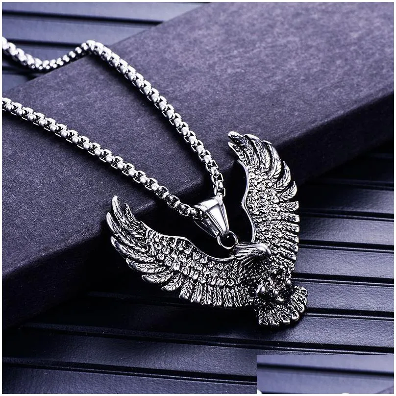 retro  mens necklace 316l stainless steel gold plated mens animal hawk wing pendant jewelry