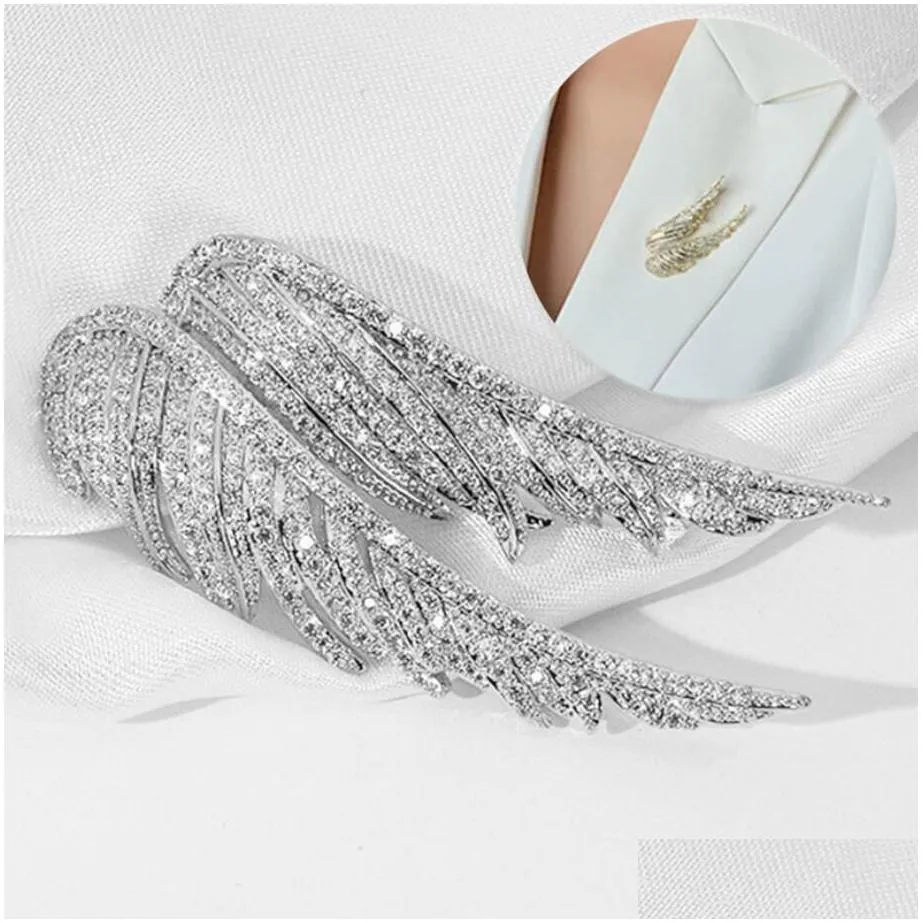 rhinestone crystal angel wings brooch suit female high-end niche design pin glitter feather collar pin fashion clothes decor