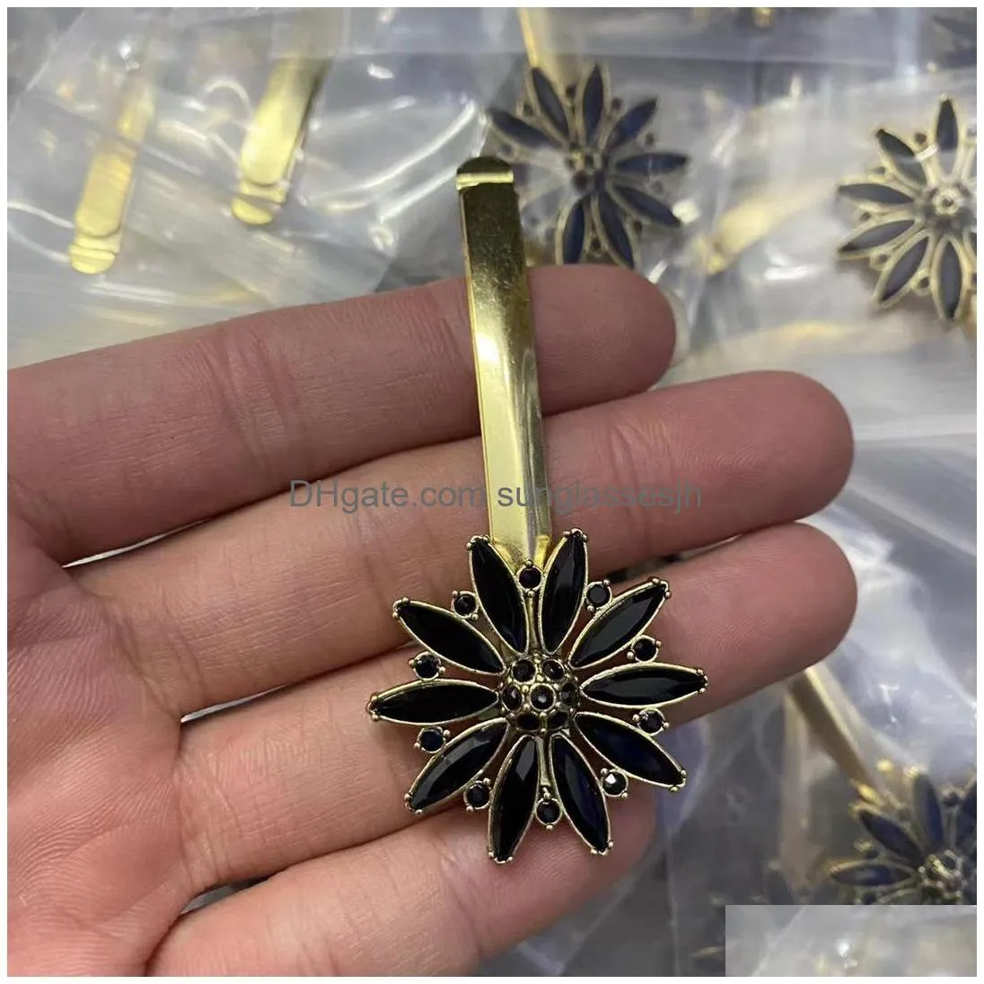  fashion crystal flower chrysanthemum necklace earring hairpin sets banshee  head brass ladies designer jewelry gifts ms17