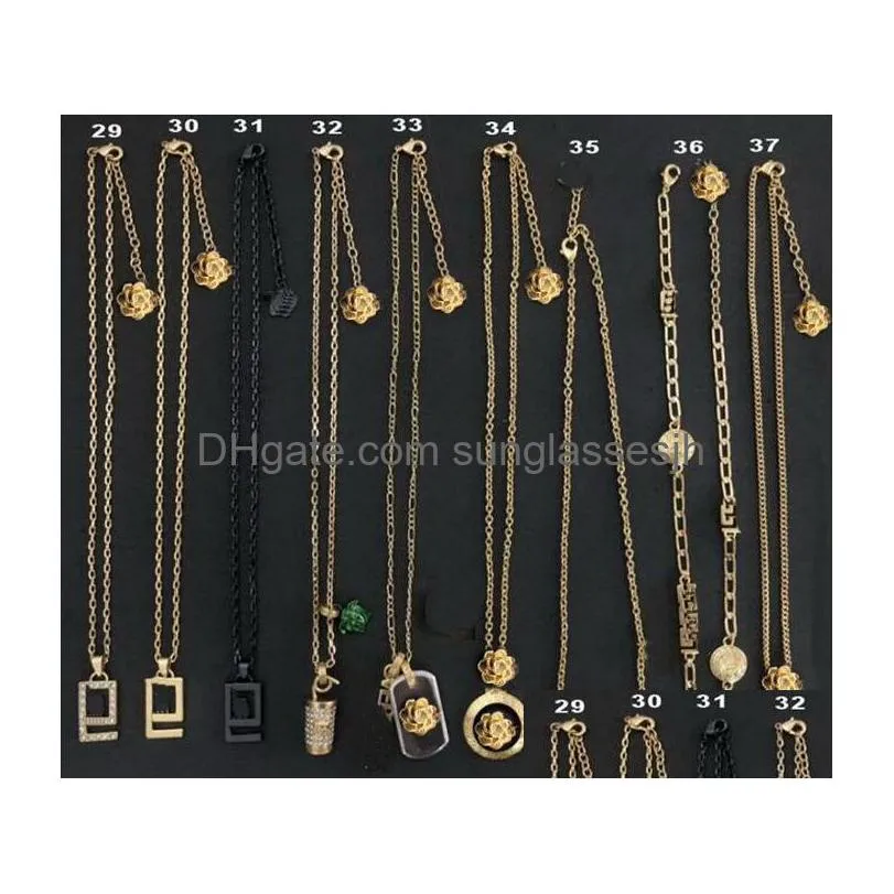 fashion enamel banshee necklace brass necklaces  portrait pattern pendants ladies birthday wedding party gift designer jewelry mn1