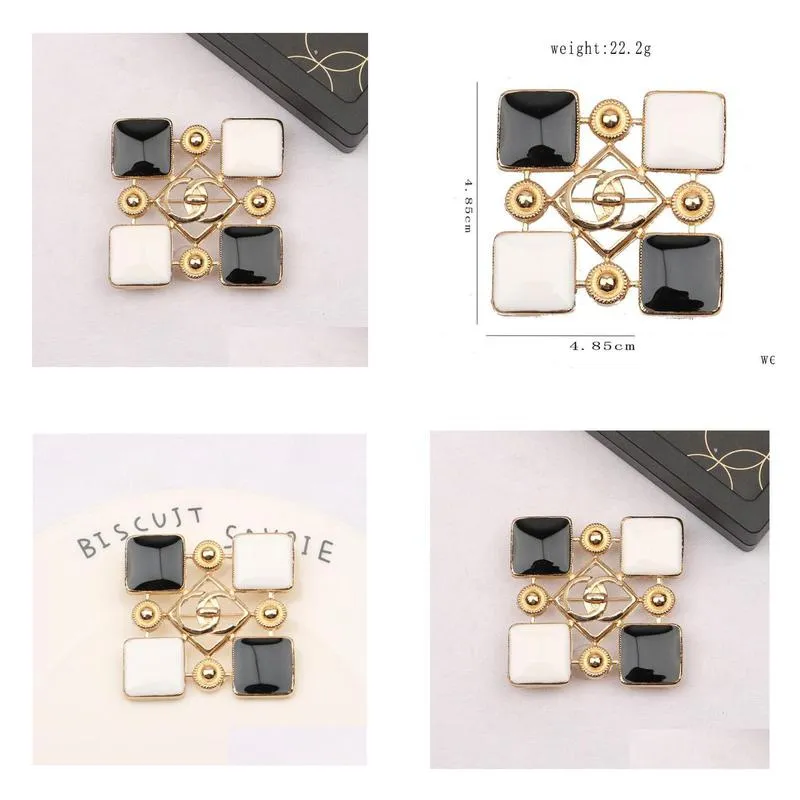 luxury designer brooch pin 18k gold plated letter brooches diamond lapel pins ornaments famous womens marry wedding jewelry