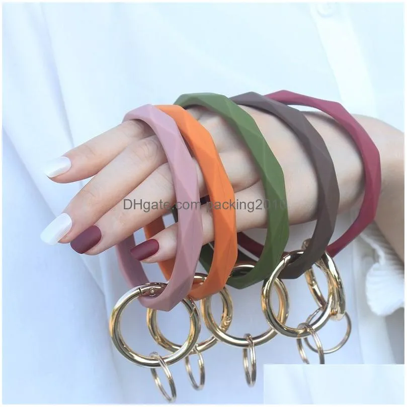 silicone bracelet keychain chain round circle twist bangle ring key holder for woman wrist strap bracelets 1910 v2