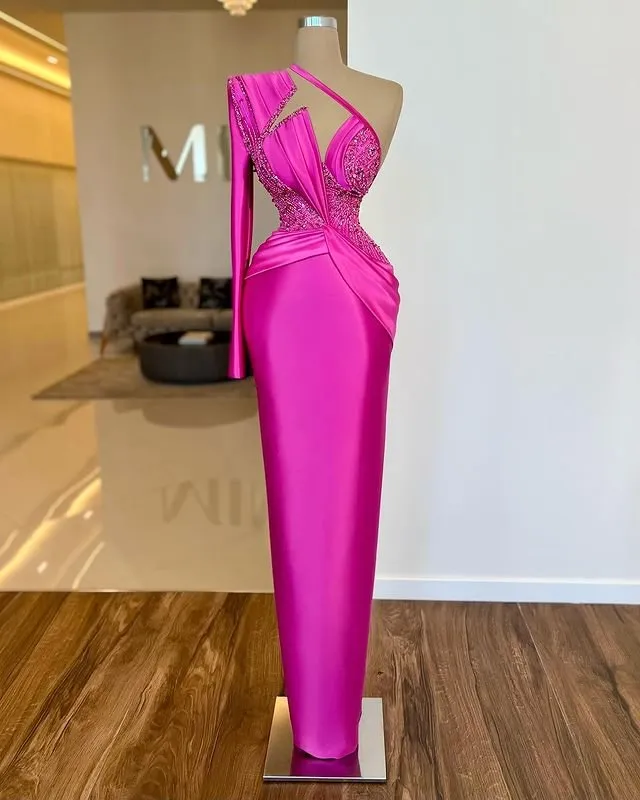 Elegant Fuchsia Satin Sheath Celebrity Evening Dresses Gorgeous Sequins Beading Arabic Aso Ebi One Shoulder Long Sleeve Formal Party Gowns Fitted Prom Dress CL2638