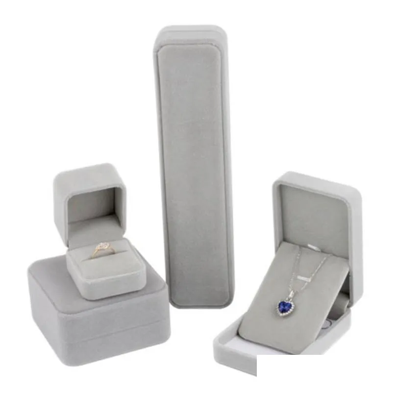 square shape gray color velvet jewelry display boxes packaging holder for pendant necklaces bracelets ring earring case