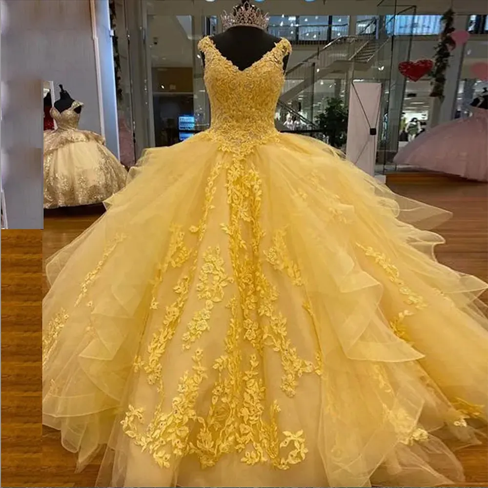 Charro Yellow Quinceanera Dresses V Neck Lace Applique Sweet 15 Gowns Ruffles Tier Ball Gown Junior Birthday Party Dress 2023