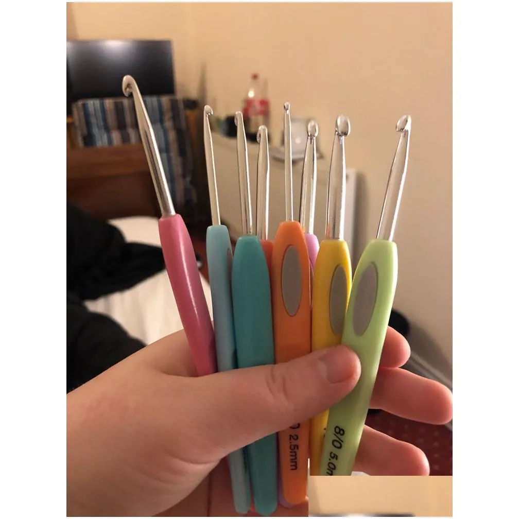 8 pcs/set plastic handle alumina crochet hooks knitting needles craft tools yarn sweater weave sewing tool xbjk2105