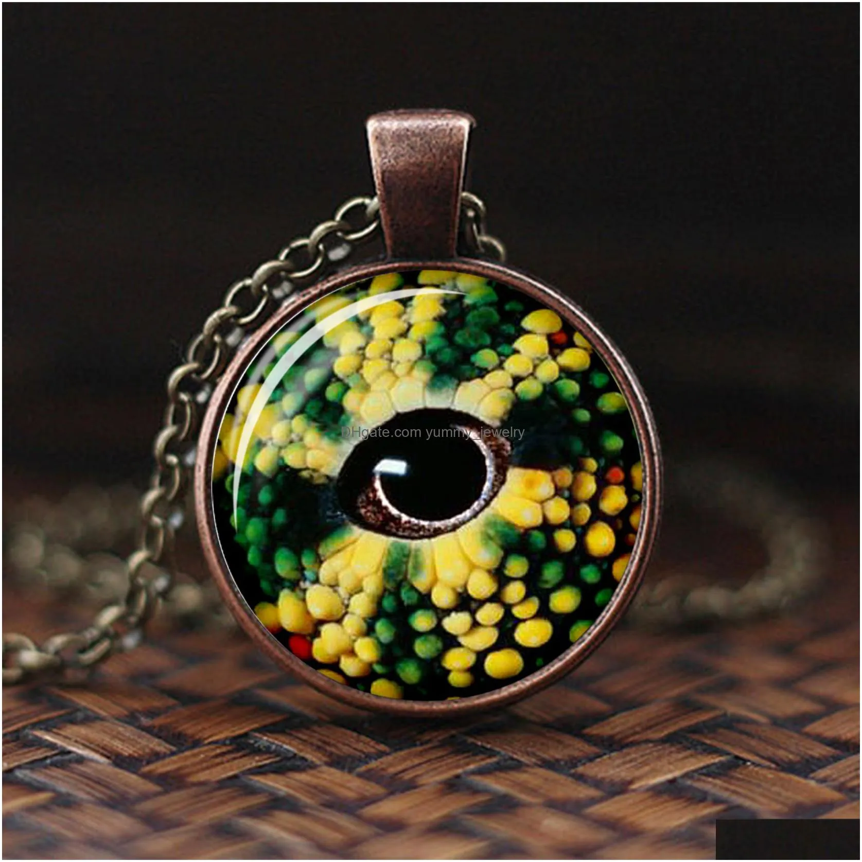 new fashion personality chain vintage dragon eyes statement necklace bronze round jewelry glass cabochon necklace women