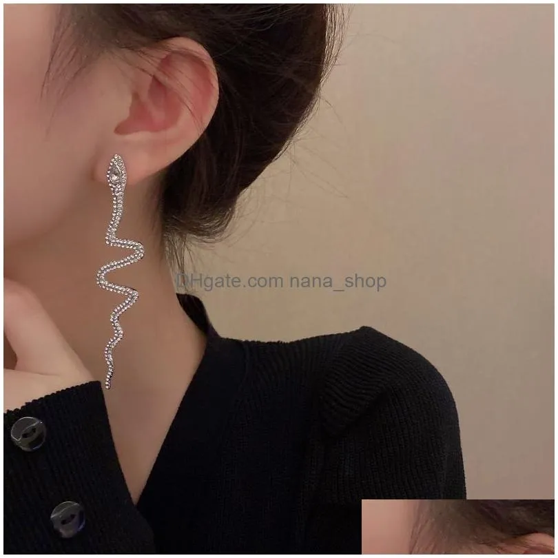 trendy luxury fashion snake stud personalize zircon snake earrings for women birthday party anniversary jewelry gift