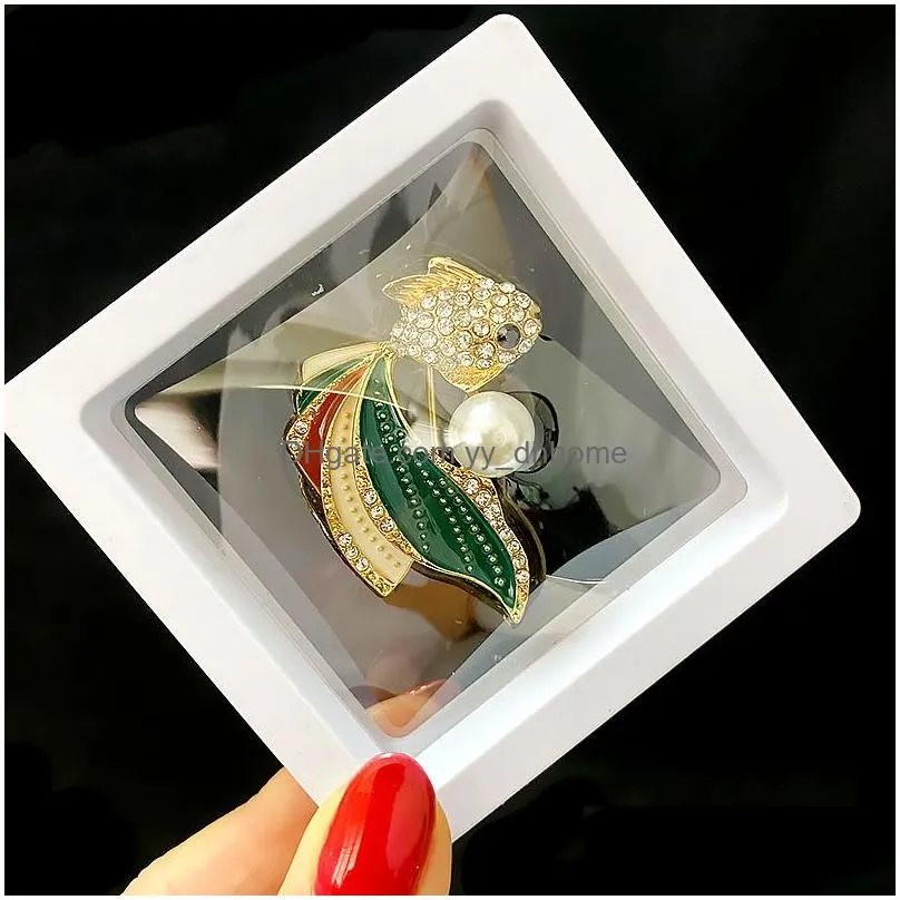 fashion beauty women brooches with gift box gold crystal exquisite flower butterfly insect pins party gift man
