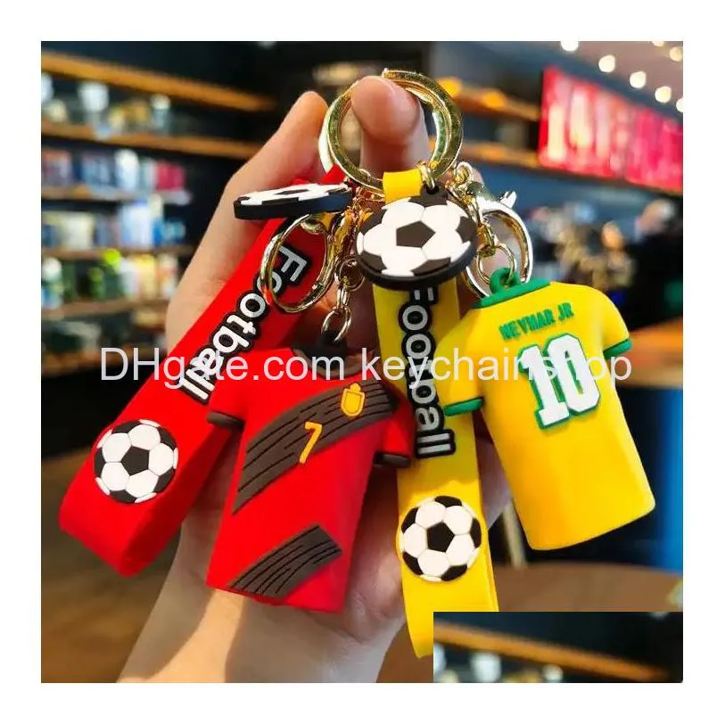 3d player football clothes shape keychain wholesale custom figure shaped cartoon logo keychain for souvenir gift