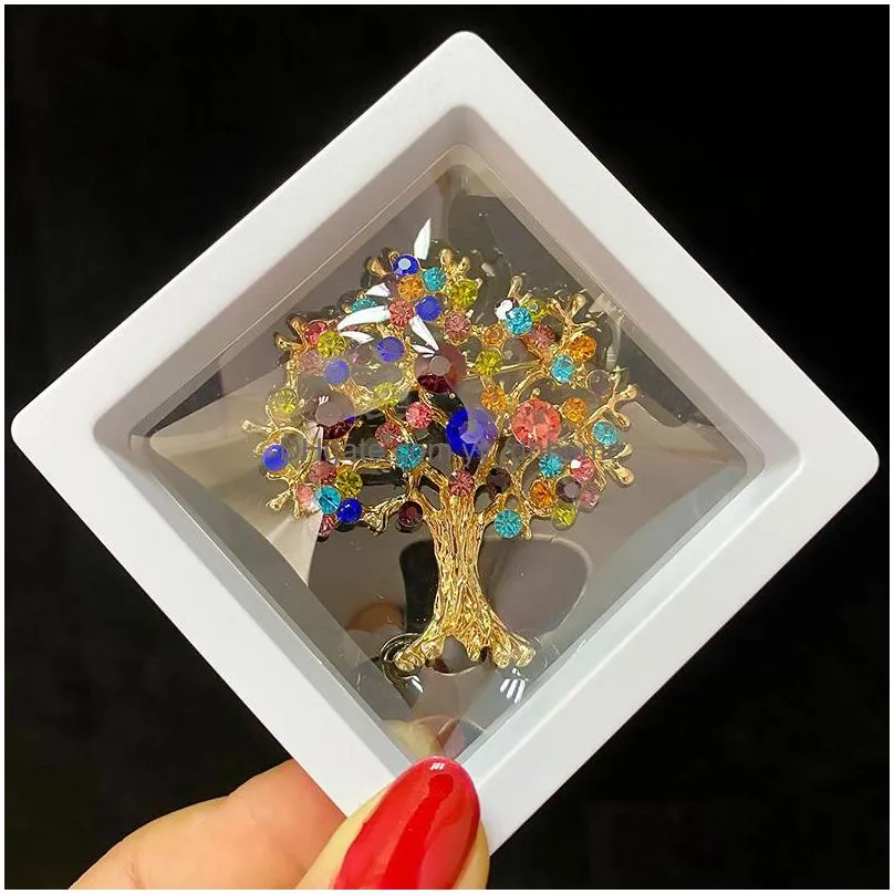 fashion beauty women brooches with gift box gold crystal exquisite flower butterfly insect pins party gift man