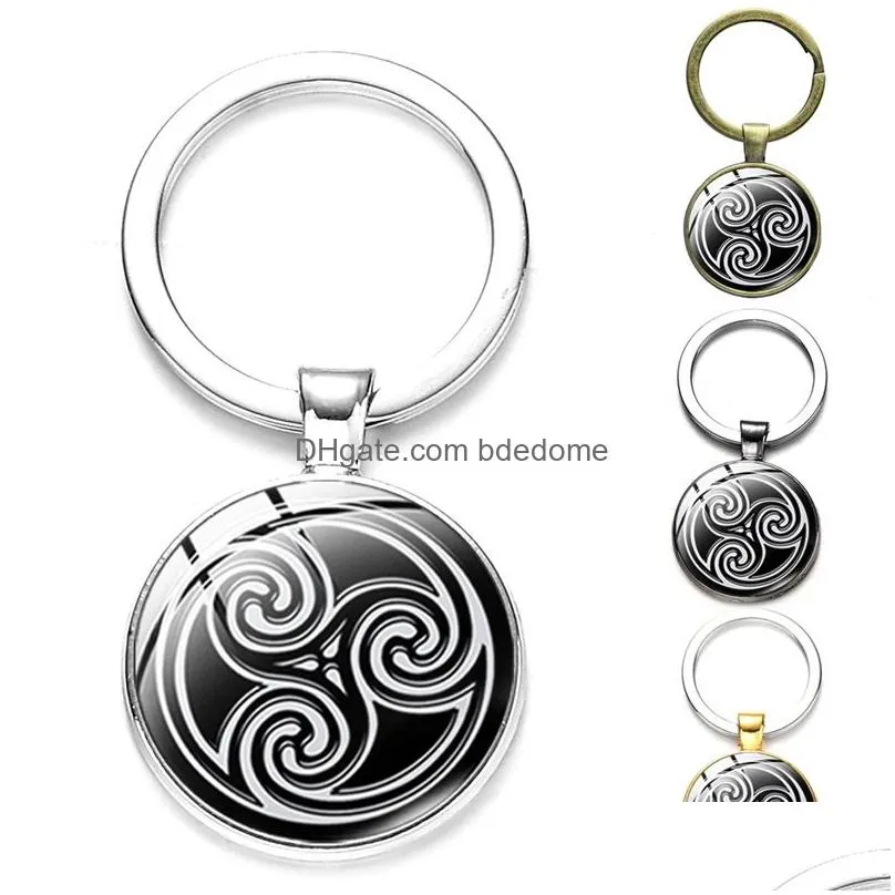 triskele triskelion ancient celtics symbol keychain teen wolf keyring handicraft art photo glass dome key chain vintage jewelry