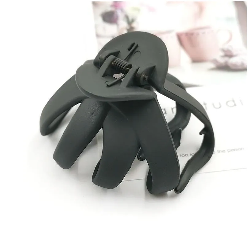 solid color hair claw geometric hollowing simple matte crab clamp for women girls large size hair clips hair accessories 220701