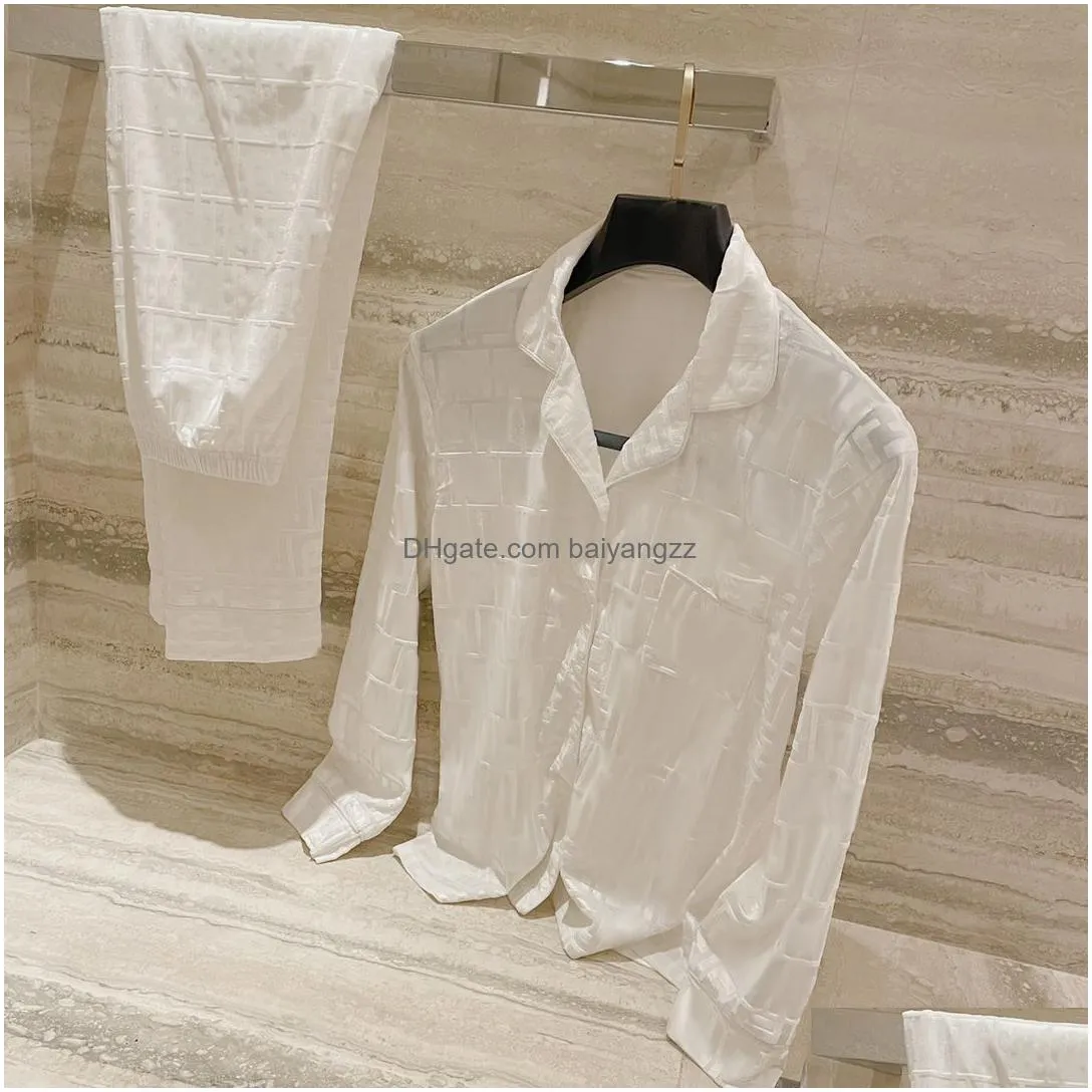 Men`S Sleepwear Summer Mens Pajamas Two Piece Thin Veet Sleepwear Letter Embossed Underwear Designer Womens Nightwear Leisure Homewear Dhoyi