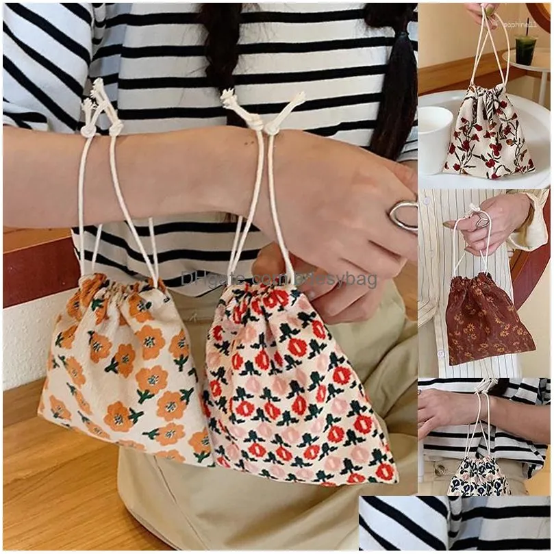 Gift Wrap Gift Wrap Retro Style Floral Storage Dstring Bag Women Finishing Pouch Cute Makeup Christmas Candy Jewelry Organizer Drop De Dhxvy