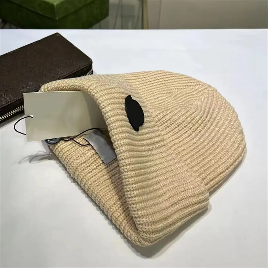 Designer Knitted Hats Luxury Winter Woolen Warm Beanie Caps For Mens And Womens Fitted Hat Cashmere Casual Skull Cap Fashion Outdoor