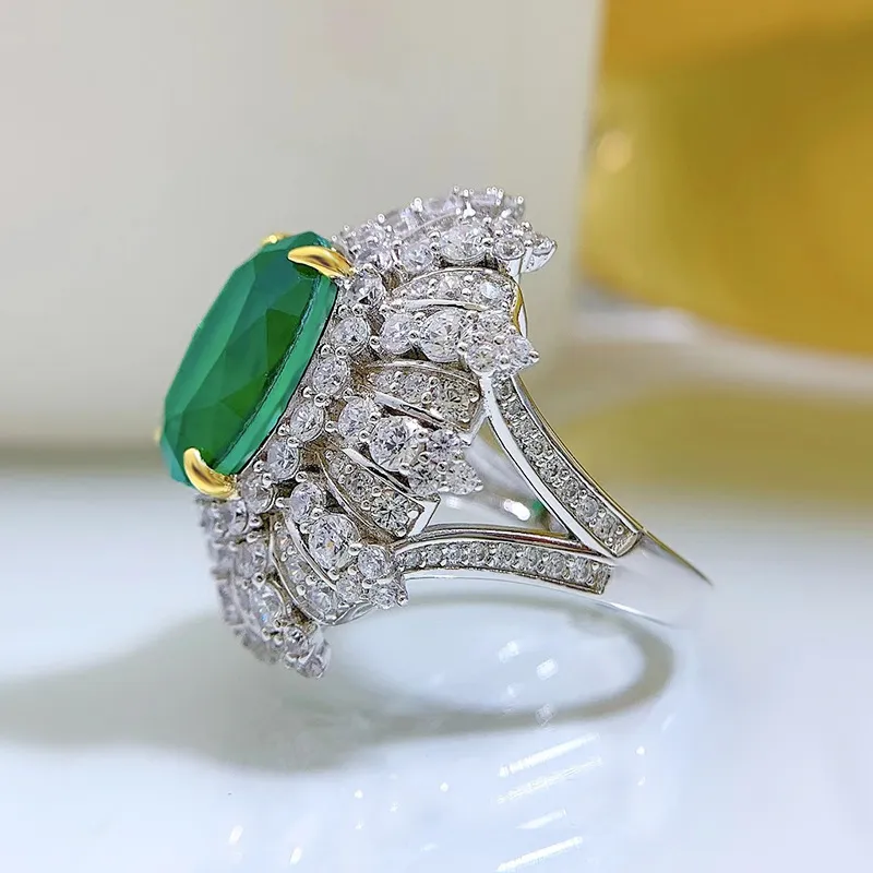 Flower Emerald Diamond Ring 100% Real 925 sterling silver Party Wedding band Rings for Women Bridal Promise Engagement Jewelry