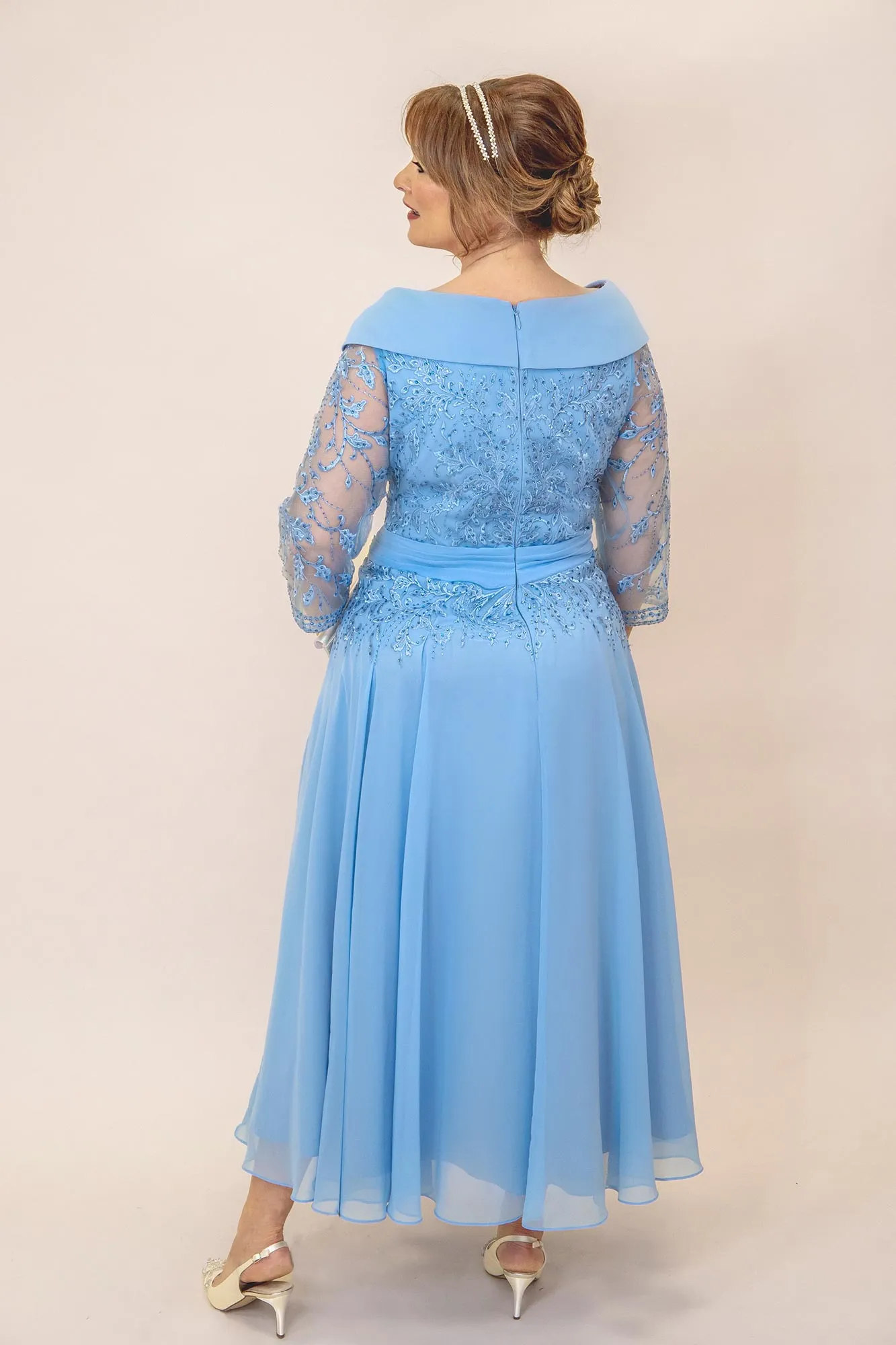 Light Sky Blue Lace Mother Of The Bride Dresses With Long Sleeves Beaded Wedding Guest Dress V Neckline Ankle Length Chiffon Evening Gowns