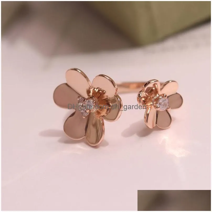 fashion personality trend gold flower ring lucky clover ladies party like a breath of  air gift freight love 2021