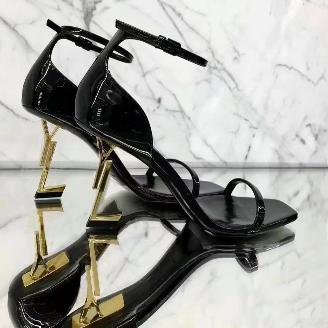 2023 Sandals High heels  Luxurvs Designer shoes heels Paris Dress Classics Women 10cm8cm Heels Black Golden Gold Wedding Bottoms with box Size 35-41