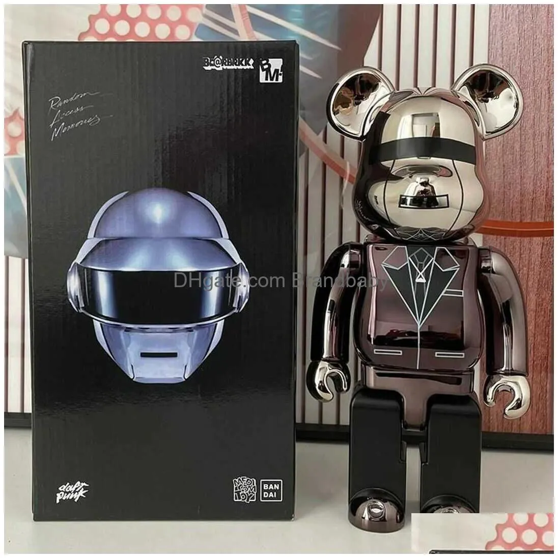 Novelty Games Novelty Games Bearbrick Daft Punk 400% 28Cm Joint Bright Face Violence Bear 3D Original Ornament Gloomy Statue Model Dec Dhq8D