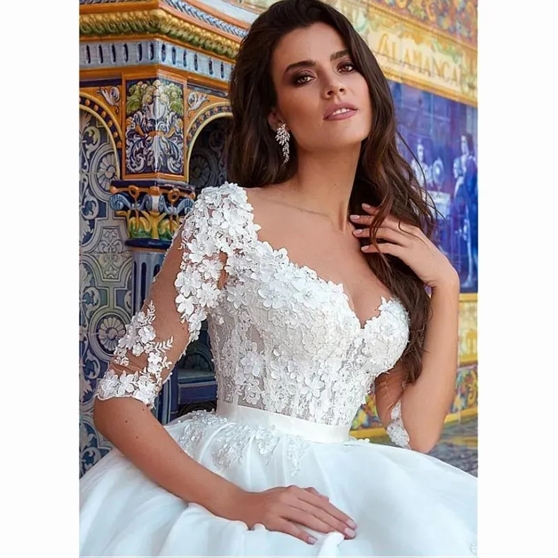 Tulle Bateau Neckline Ball Gown Wedding Dresses With Beaded 3D Flowers Lace Appliques Bridal Wedding Gowns Half Sleeves Mermaid Wedding Dresses Vestidos De Novia