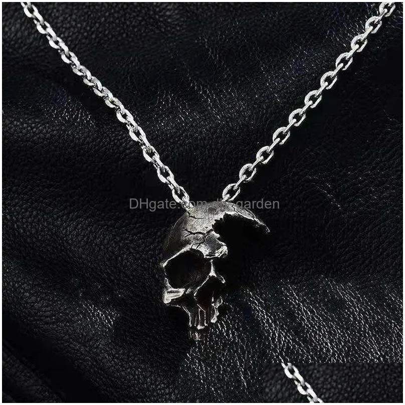 popular retro skull necklace male personality half face skull pendant dark gothic jewelry punk style necklace