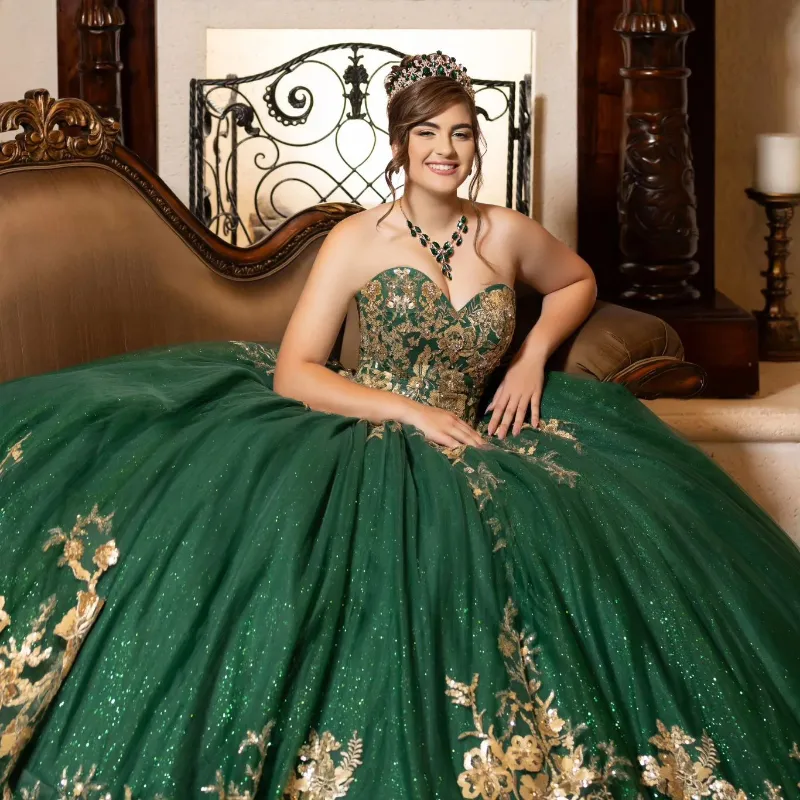 Luxury Emerald Green Sweetheart Ball Gown Quinceanera Dress For Girls Gold Applques Birthday Party Gowns Prom Dresses Lace Up Back Beade