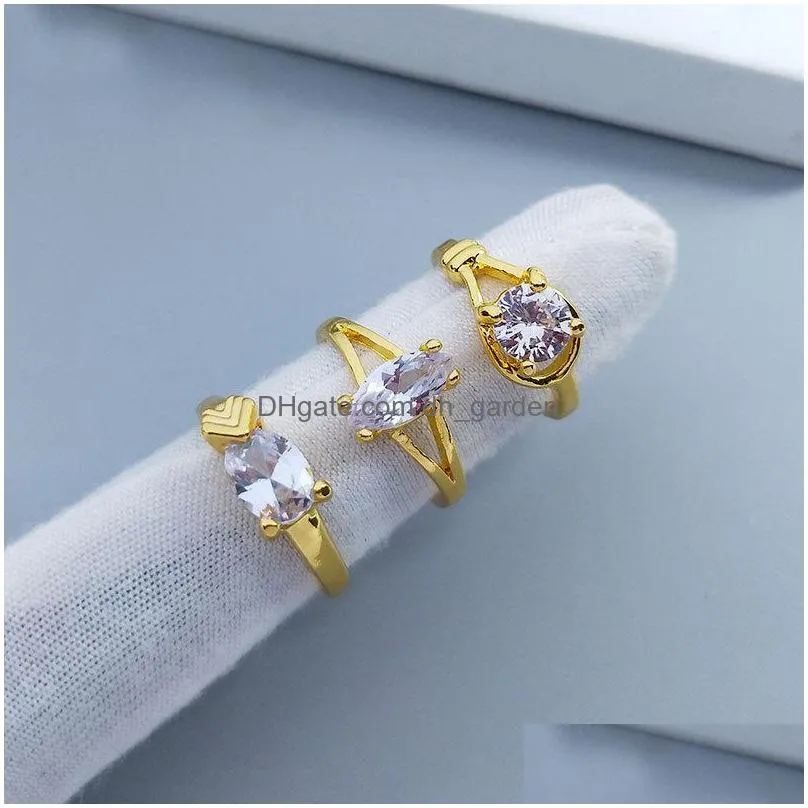 50pcs / lot high quality 3 styles cubic zirconia silver finger ring jewelry classic engagement ring for women